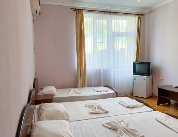 1-мест. (разм. в 2-мест.) супериор с балк. - Отель Eliza / Элиза Гагра